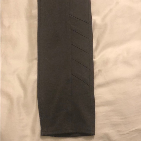 Athleta pants size 4 - Picture 3 of 5
